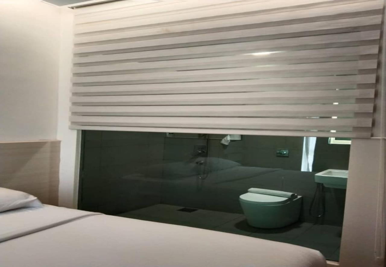 Minimalist Hotel Johor Bahru Exterior photo